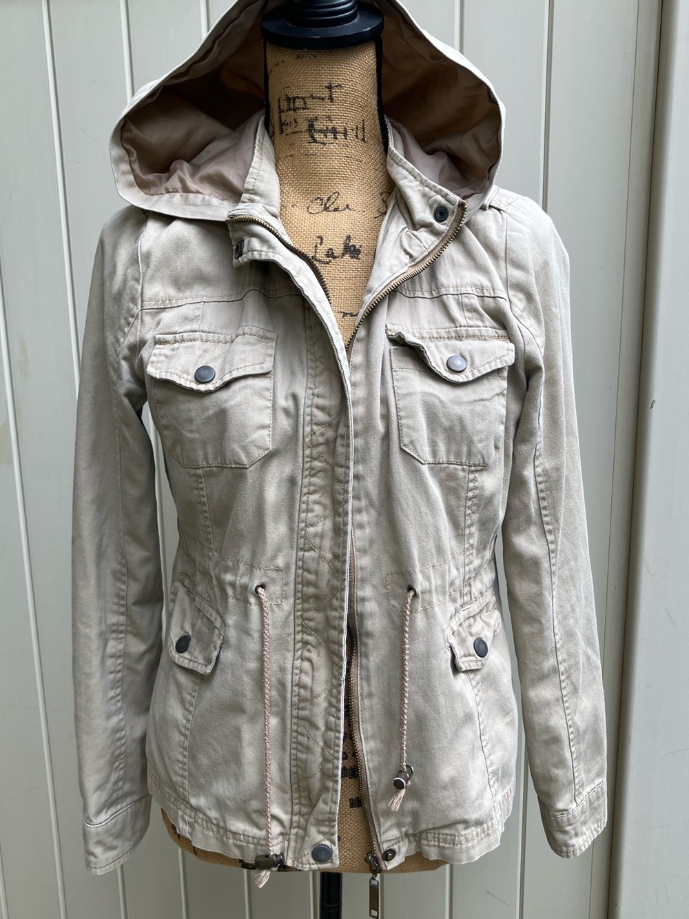 LA Hearts utility jacket khaki medium women's fall gorpcore closet staple
